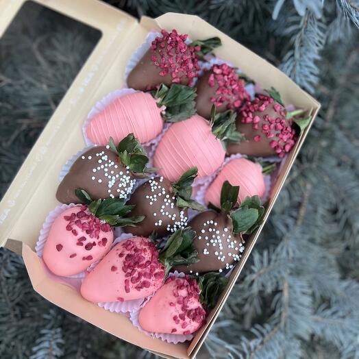 Клубника в шоколаде «Berry Wonder Love»