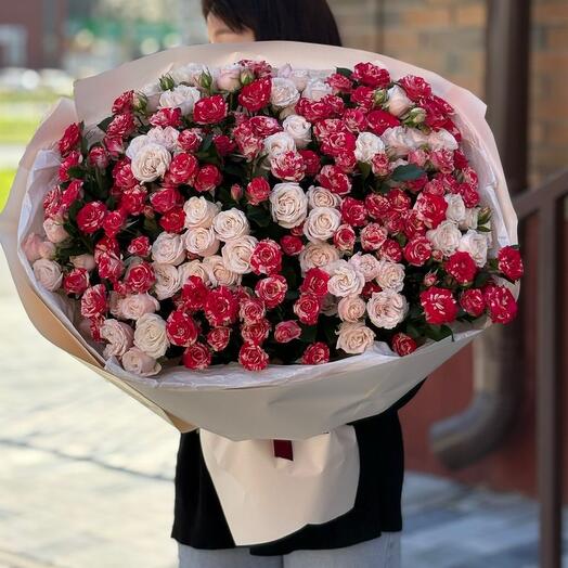 Букет из кустовых роз Xl