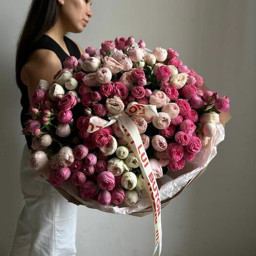 Букет "31 кустовых роз микс"