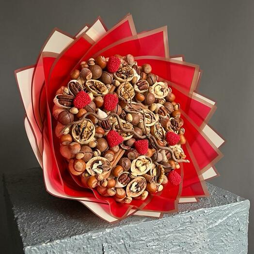 Букет из орехов; Съедобный букет; Ореховый букет