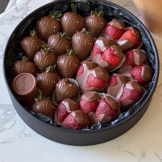 Клубника в шоколаде «ChocoWow