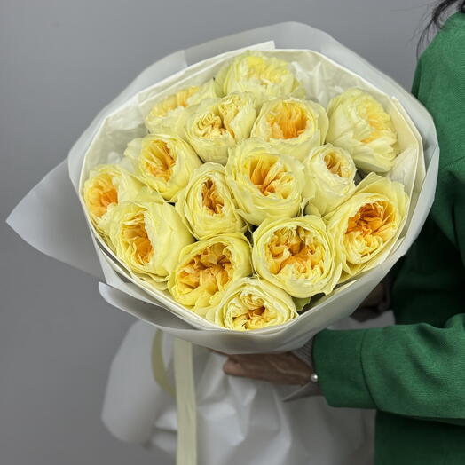Букет из 15 пионовидных роз