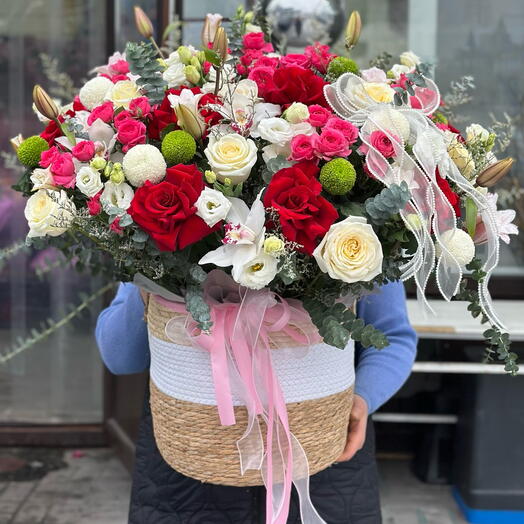 Огромное кашпо из микс цветов😍