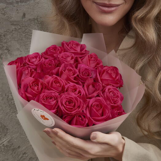 Букет малиновых роз Cherry Avalanche, 21 шт, 50 см. Florentika