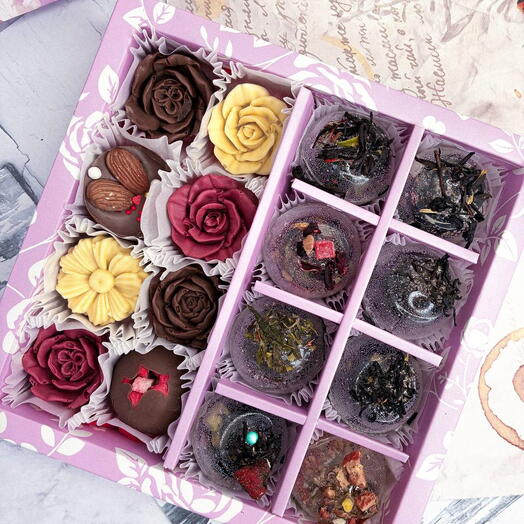 Подарочный набор из чайных бомбочек и конфет, 14 февраля