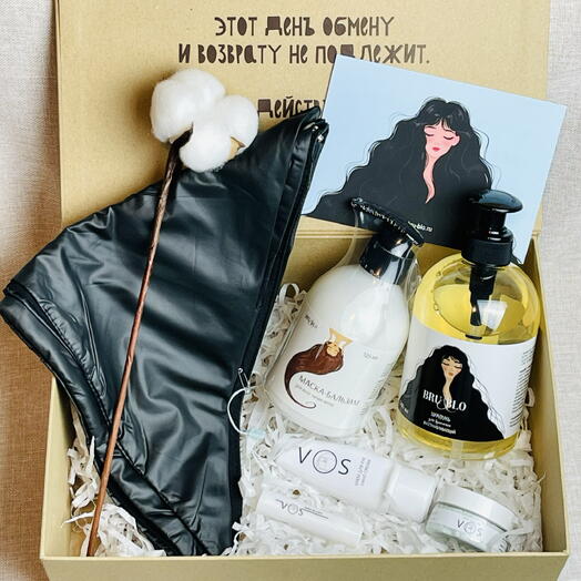Подарочный бьюти-бокс для девушек с характером: премиальный уход для волос и стильная косынка