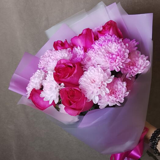 💗розы алые с хризантемой