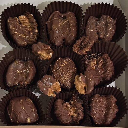 Финики и орешки в шоколаде 🍫