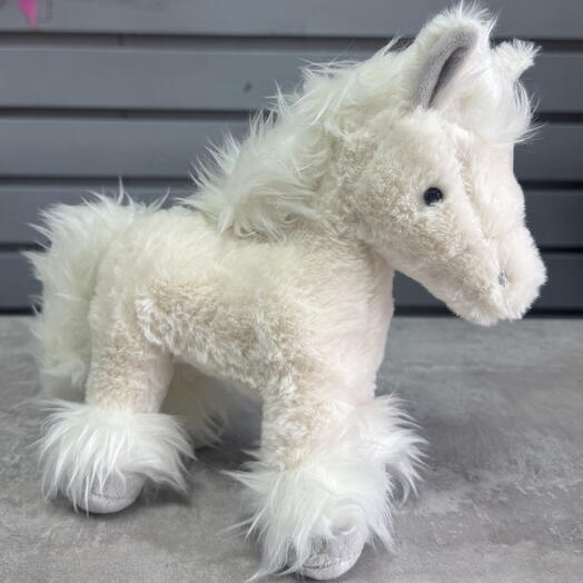 Белоснежная лошадка игрушка
