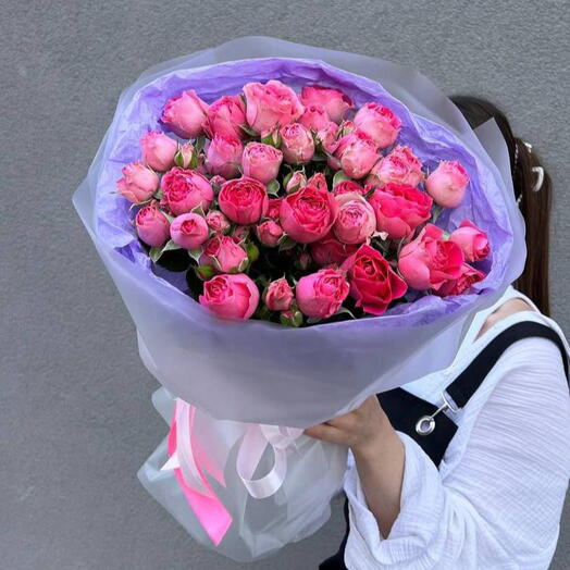 Букет из 9 малиновых пионовидных роз