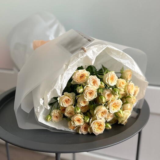 Букет из кустовых роз Cream 🍨