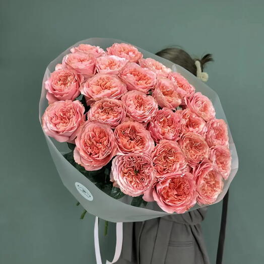 25 розовых пионовидных роз 💗
