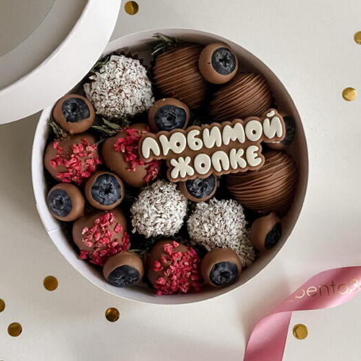 🤍 клубника и голубика в шоколаде + шоколадная надпись