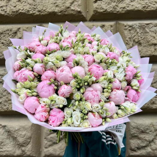 51 пионы с Эустомой😍💐