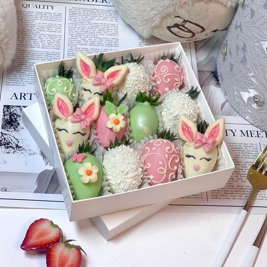 Клубника в Шоколаде 9-16шт. Бельгийский шоколад Callebaut. Зайки. Подарочный набор 3092