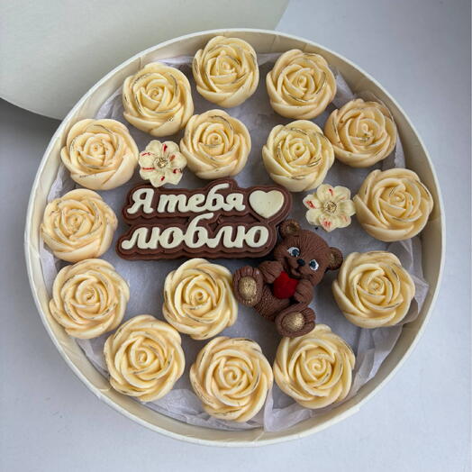 Набор розочки и мишка в коробке