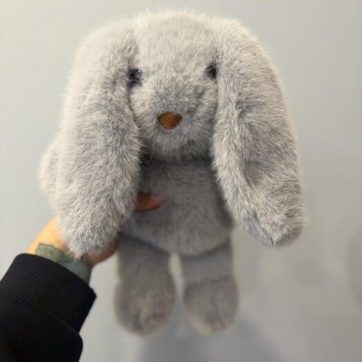 Серый  зайчик длинные ушки 🐰