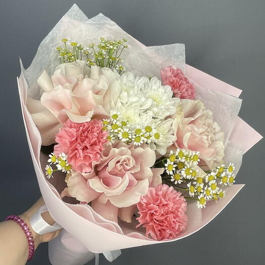 Нежный сборный букет с ромашками 🌸