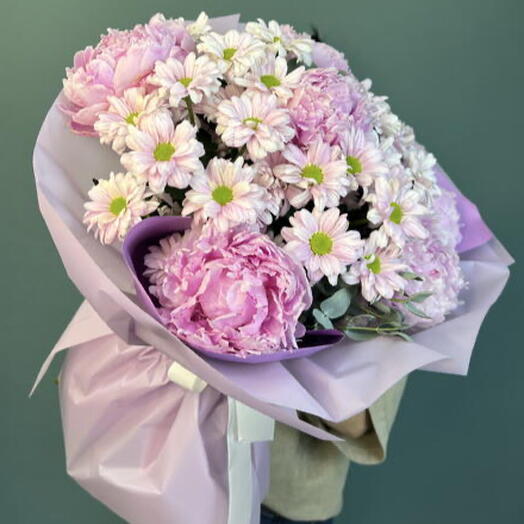 Букет с пионами и хризантемой ромашка 🌸🩷