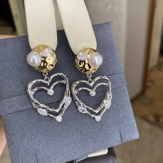 Серьги «love»