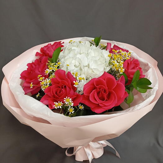 Букет с французской розочкой и белой гортензией♥️💖♥️