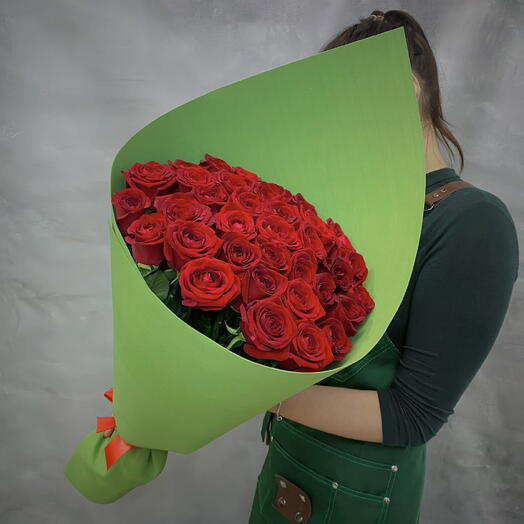 Букет из 35 роз (60 см)