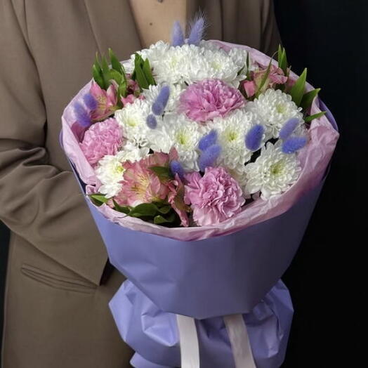 Букет из хризантем, альстромерии и диантусов💕