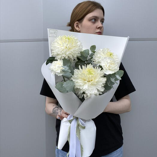 Букет с хризантемой Магнум