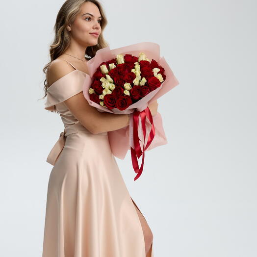 🌸51 свежая роза. Скидка 20%