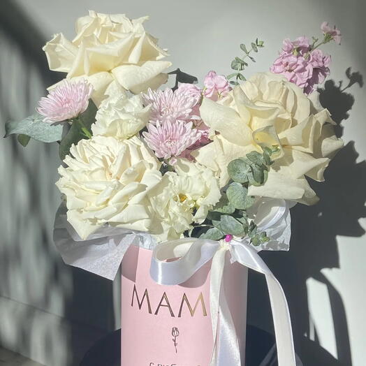 Букет в коробке для мамы