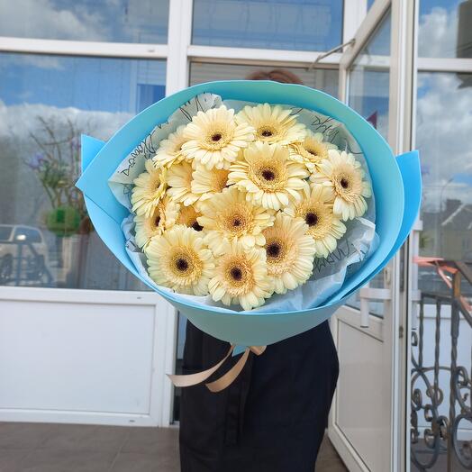 Кремовые ромашки