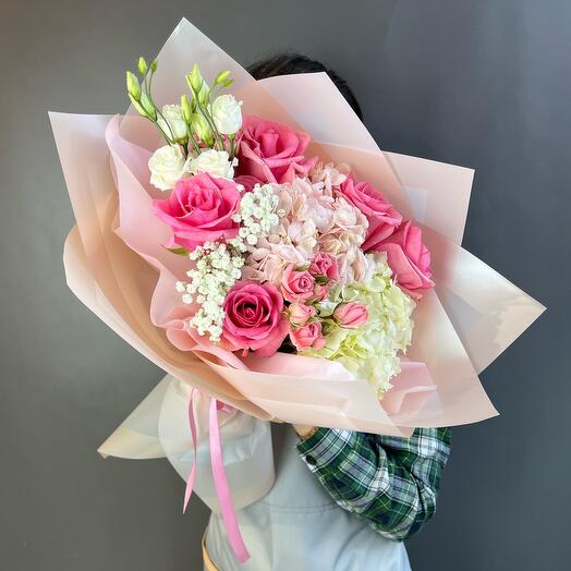 Гортензии с розами💗