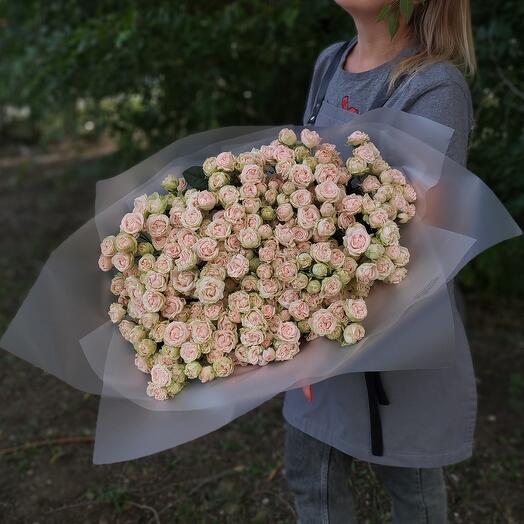 19 кустовых розочек