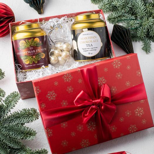 A gift for the New Year Tea and Sweets