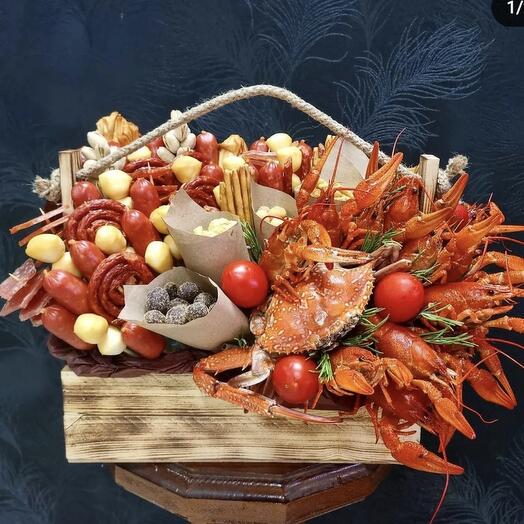 Ящик с пивными закусками