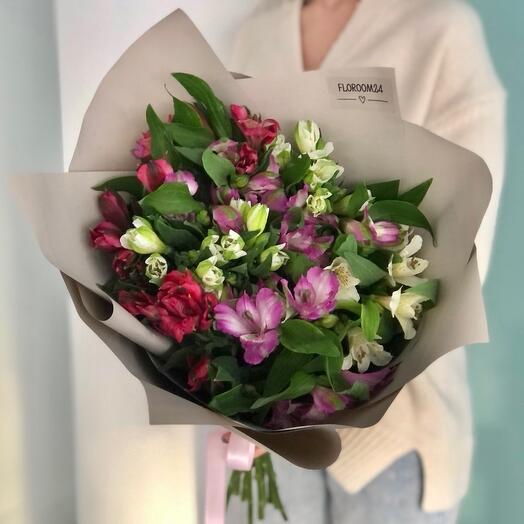 11 alstroemeria con decoración