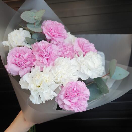 Bouquet with dianthus and eucalyptus