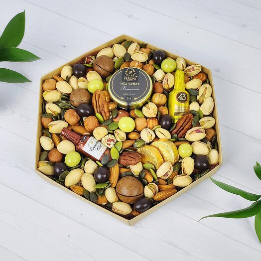 Gift set of nuts/ birthday gift/ gift to a man