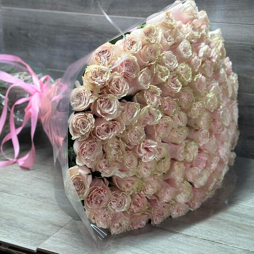 101 Ecuadorian pink Mandial roses