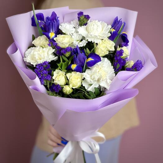 "Blueberry pie" irises, dianthuses and roses