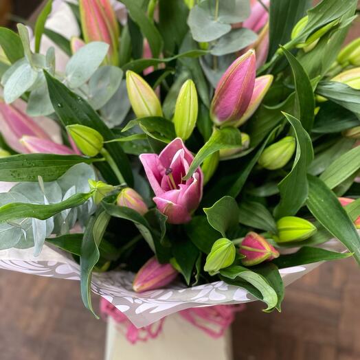 pink lily handtied