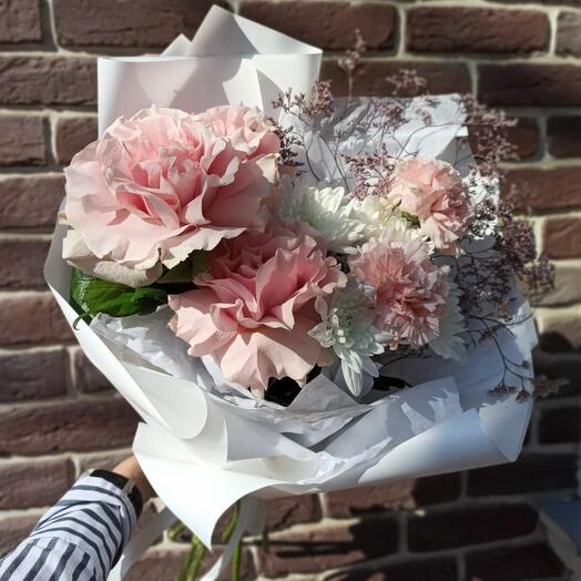 Bouquet of French Mondial Pink roses, dianthus, chrysanthemum and limonium