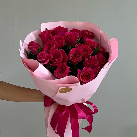 Букет из 19 роз 50 см (9.73)