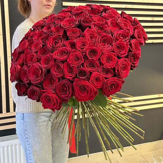 Promoción de 101 rosas. 80cm