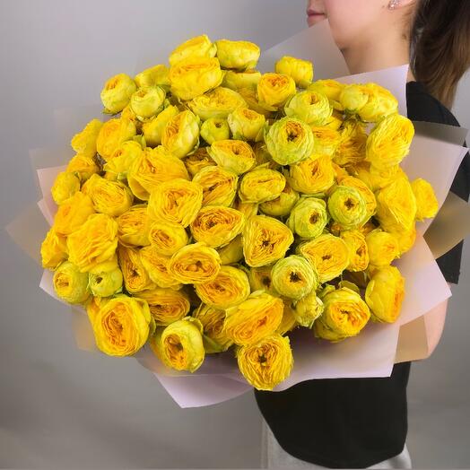 Монобукет из 19 кустовых пионовидных роз
