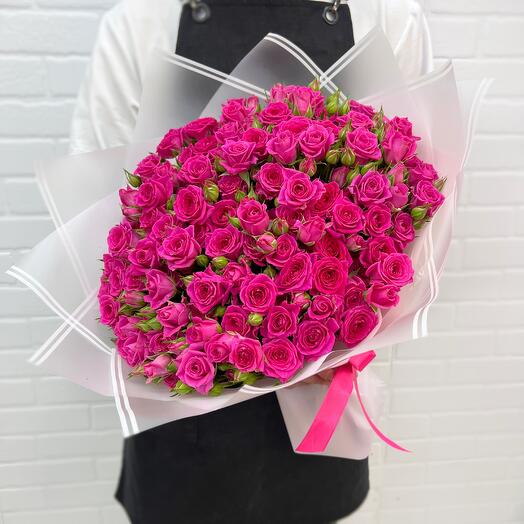 Букет роз кустовые малиновые 25шт от Flowerstorg N1105