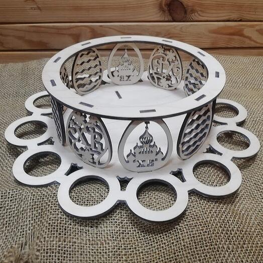 Резная пасхальная подставка