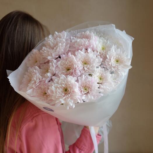 Букет 5 розовых хризантем