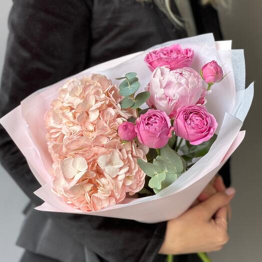 Гортензия и пион 🌸