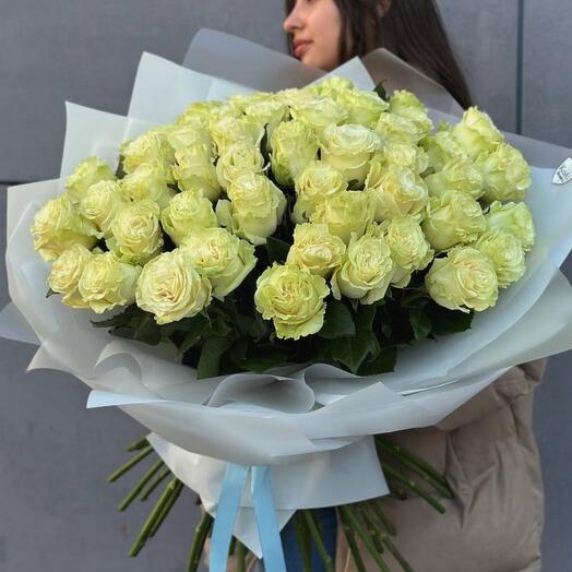 Роза белая 51